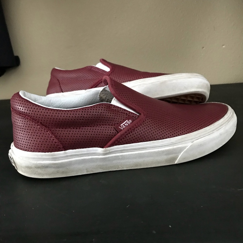 Vans slip on